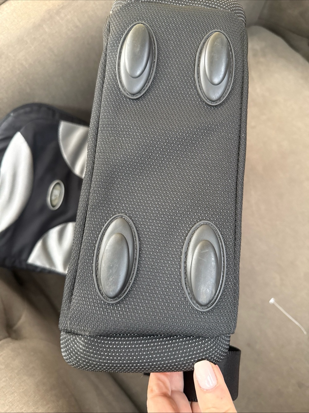 Tumi Black Nylon Messenger Crossbody - Picture 10 of 10